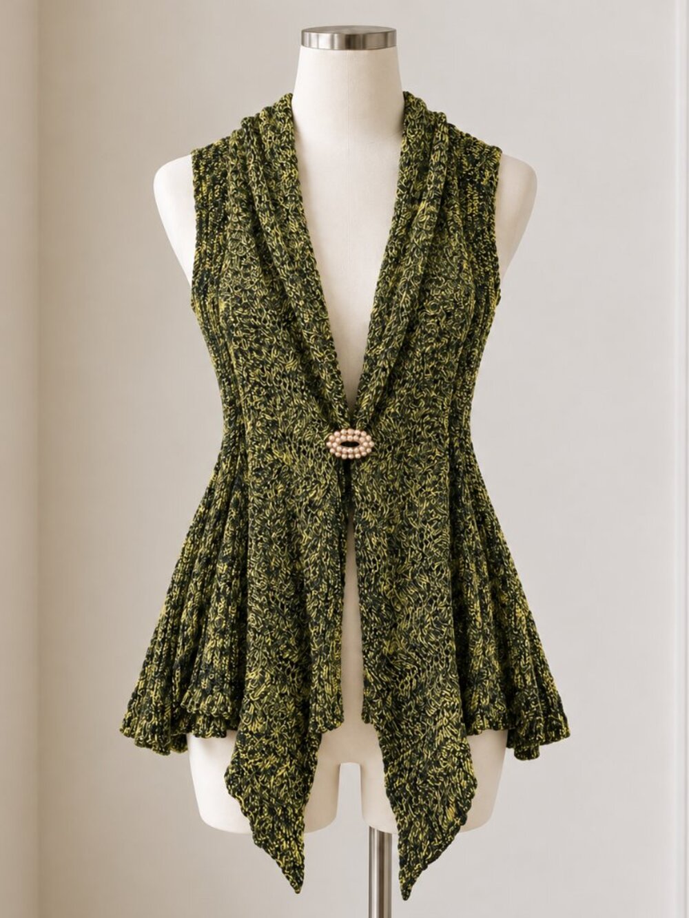 Bacci Women's L Sleeveless Cardigan Vest Green Black Cable Knit Brooch